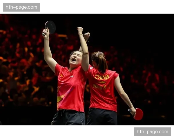 鲍骊婧罗徐敏轻松横扫中国台北组合,晋级德国公开赛女双16强 鲍骊婧罗徐敏轻松横扫中国台北组合,晋级德国公开赛女双16强