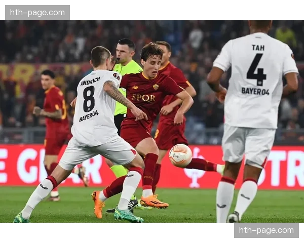 现场通讯：塞维利亚德比火爆依旧，上半场已出现7张黄牌。