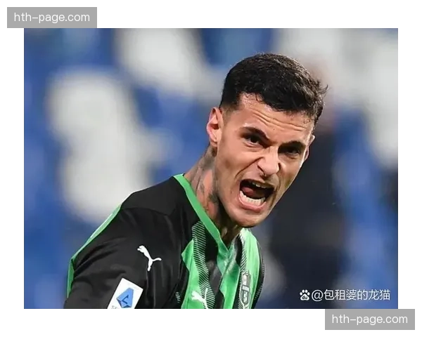 特写：萨索洛中场核心于训练后接受采访，对转会传闻不置可否，强调专注当下